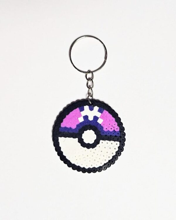 Chaveiro Pokemon - Pokebola Roxa
